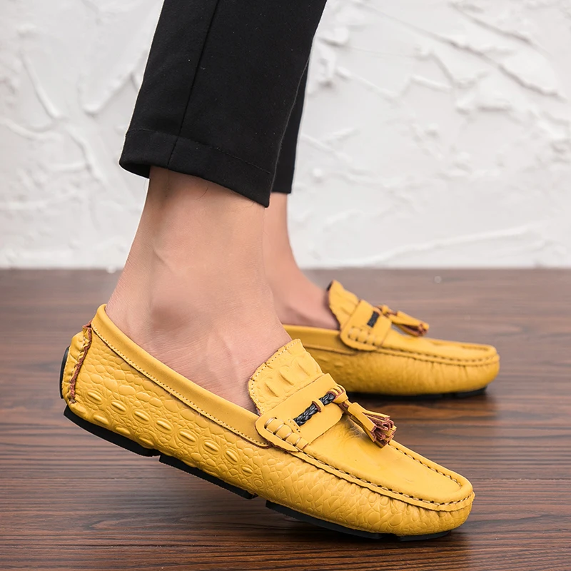 ALCUBIEREE Fashion Mens Tassel Loafers Men Split Leather Loafer Casual Shoes Man Moccasin Driving Shoes Slip On Flat Boat Shoes