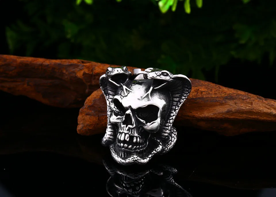 Stainless Steel Skull and Snake Head Punk Pendant Necklace Wallet Connector Charm Chain Fashion Gift Jewelry 