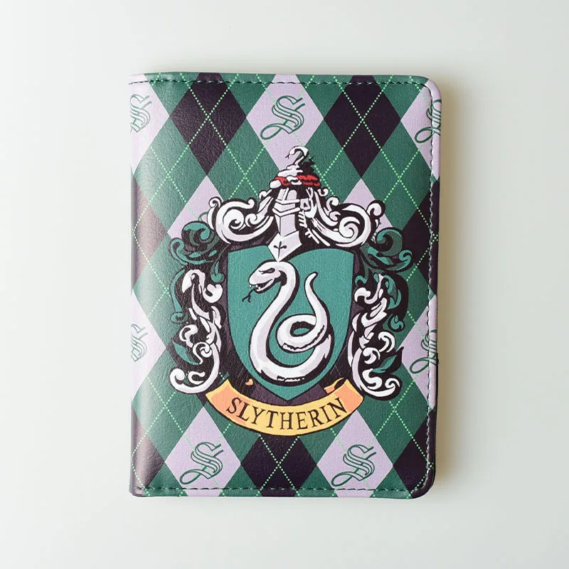 Slytherin DIKEDAKU Обложка для паспорта Хогвартс с несколькими отделениями для карт Гриффиндор Слизерин Ravenclaw Hufflepuff держатель из искусственной кожи чехол для паспорта - Цвет: Slytherin