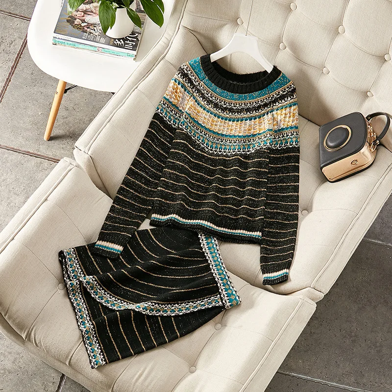 

2019 European Station high end women's classic gold line blended sweater+ hip skirt set Lady two pieces sweater set