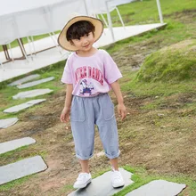 Новинка года; сезон лето; стильная детская одежда; свободные льняные маленькие клетчатые детские брюки в Корейском стиле унисекс; летние тонкие брюки-шаровары для детей