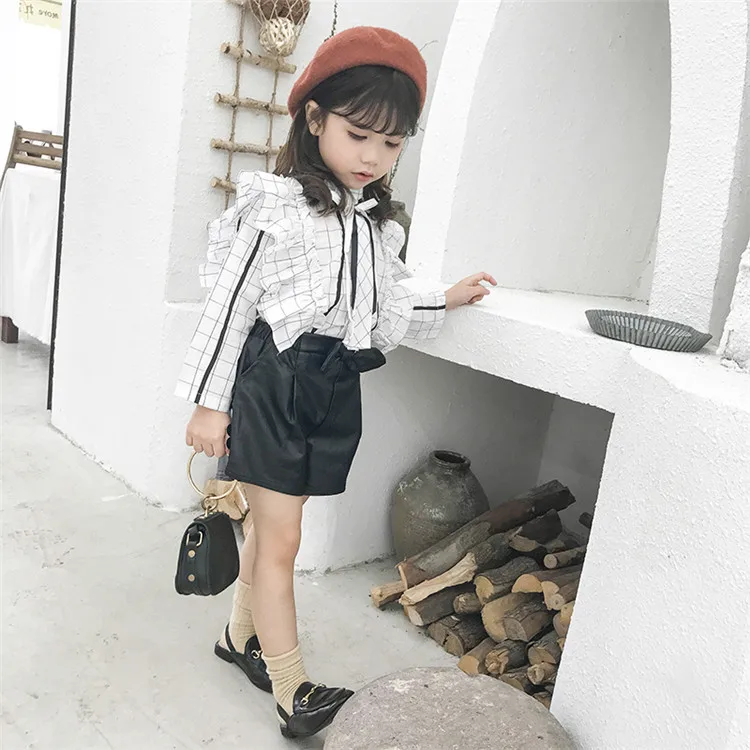 Photo Shoot Spring And Autumn Korean-style New Style Children Beads Leather Shorts Bow Girls Crawler