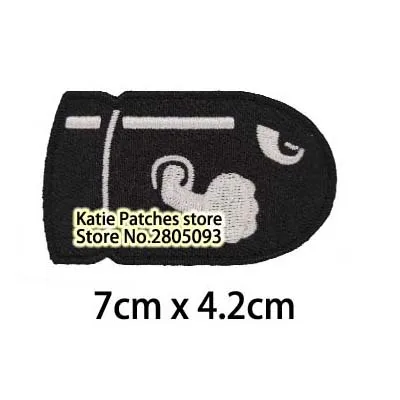 Cute Cartoon Embroidered Iron on Parches Patch Game Characters Ghost Mario Fabric Badge Children Jacket Clothing Accessories DIY - Цвет: 12
