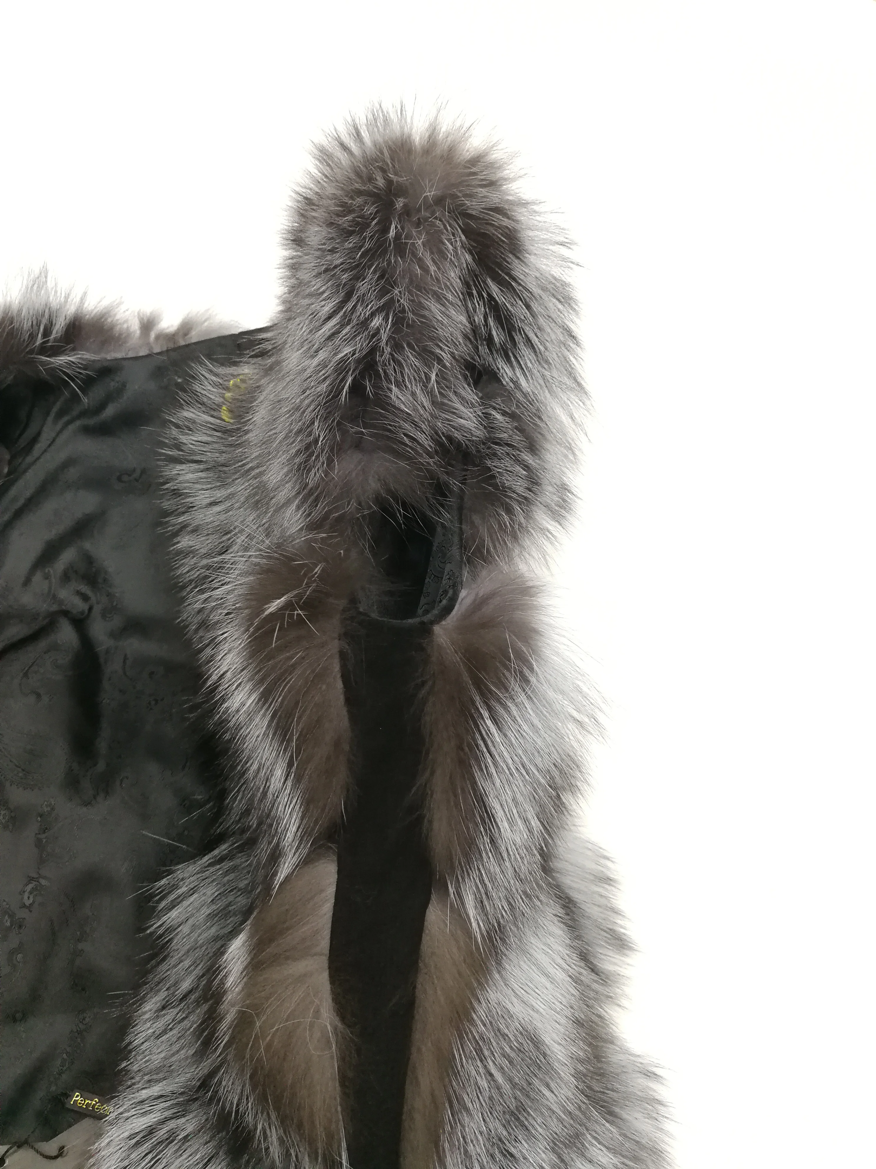 Huanhou queen real silver fox fur vest women\'s and girl\'s with high quality full pelt,warm fashion slim.
