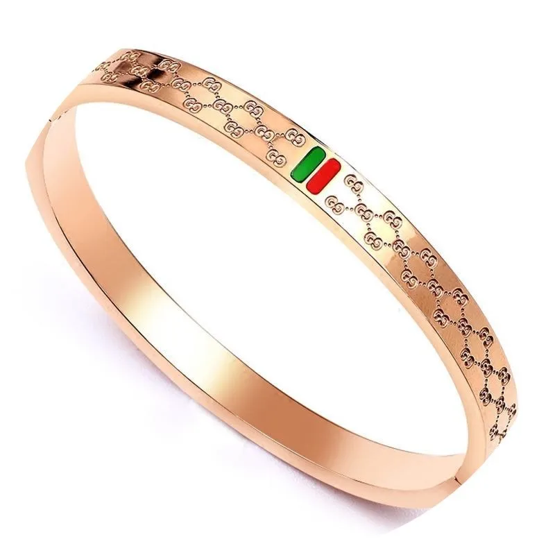 

Simple temperament Joker Japan and South Korea version of the tide cross grain titanium steel rose gold bracelet