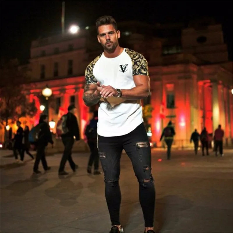 8795827058_1910616405