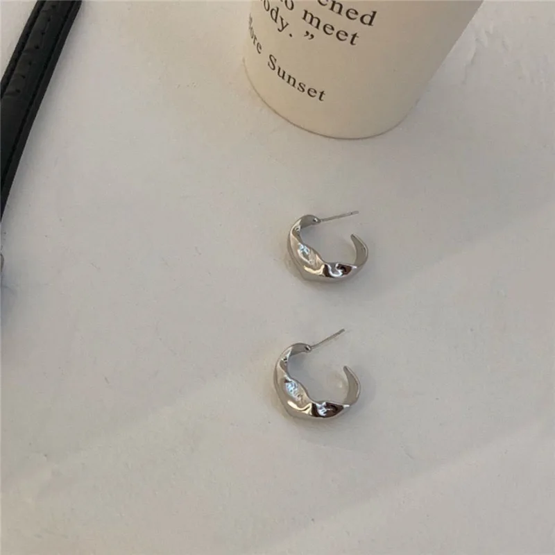 

Street of fashionable contracted tide pats small ear nail, geometrical and irregular temperament woman earring