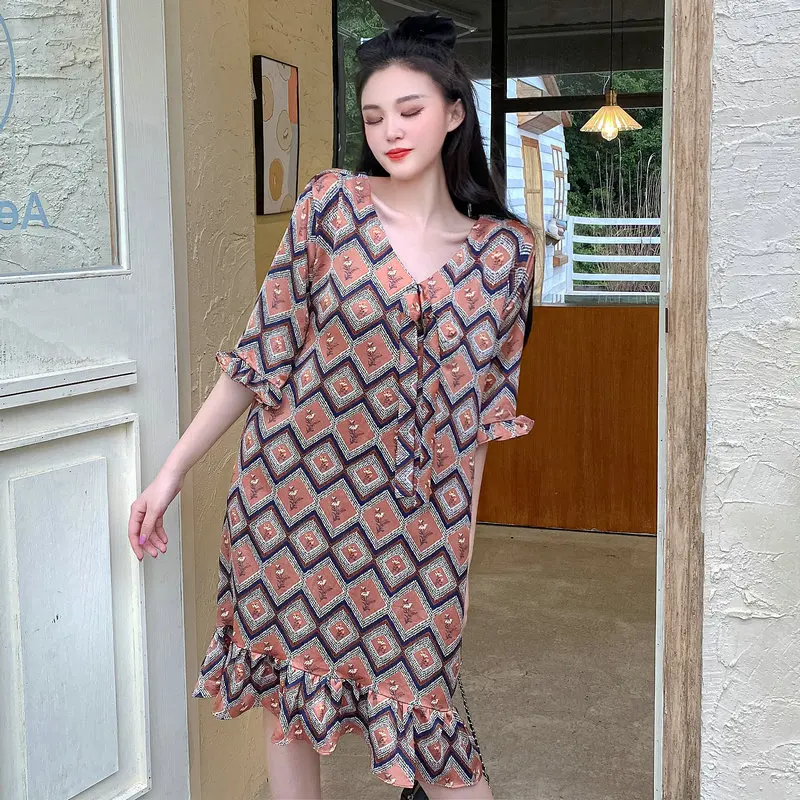 

Women Summer Floral Stain Dresses V-neck Tie Design Loose Oversize One Piece Robe Girl Leisure Ruffle Straight Dress Romantic