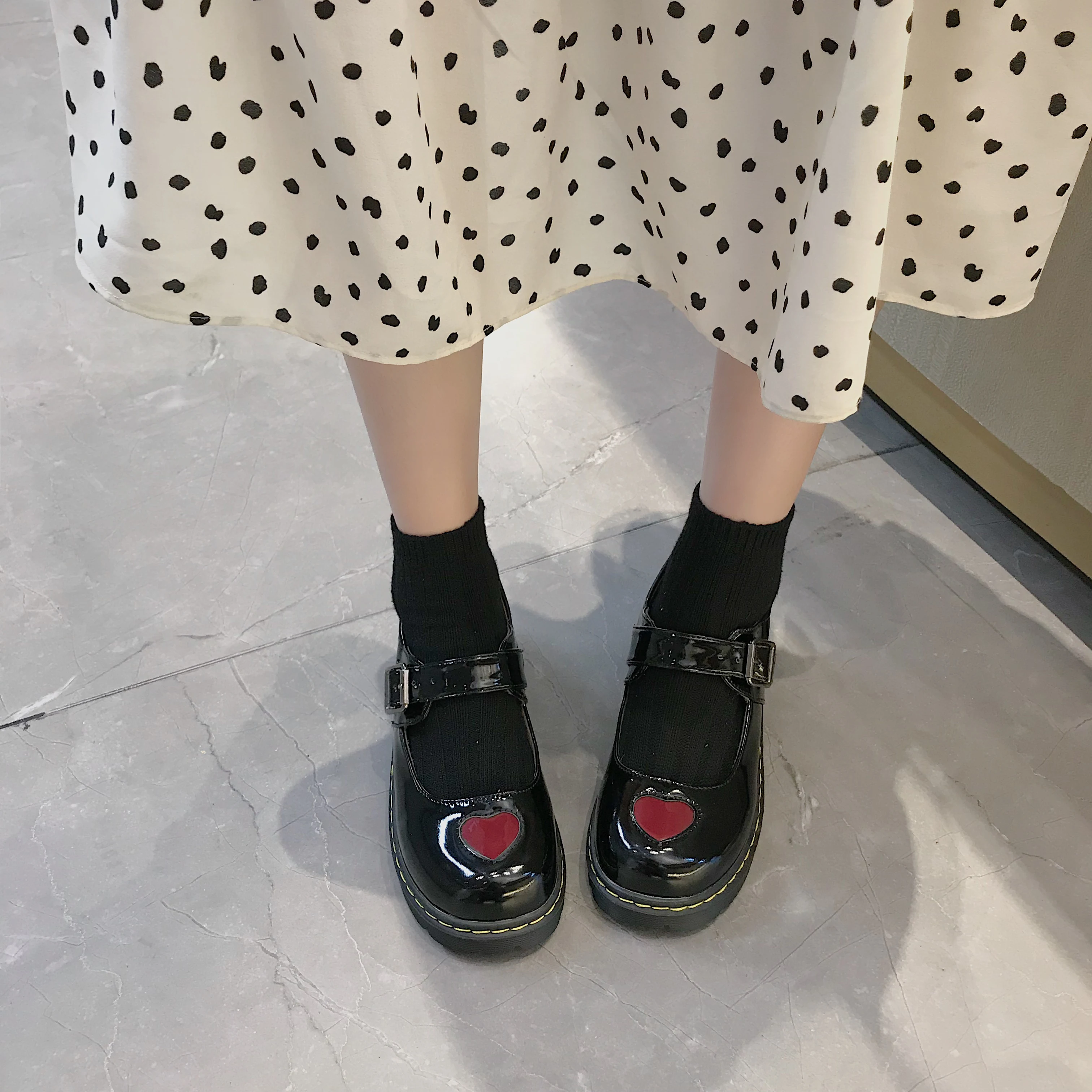 ЯПОНСКИЕ ВИНТАЖНЫЕ Кожаные Туфли Мэри Джейн на среднем каблуке с пряжкой в виде сердца