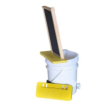 

Beekeeper Beekeeping Frame Holder Bee Hive Perch Plastic Cutting Honey Support Plate Side Mount Tool Support Frame Wax 2020