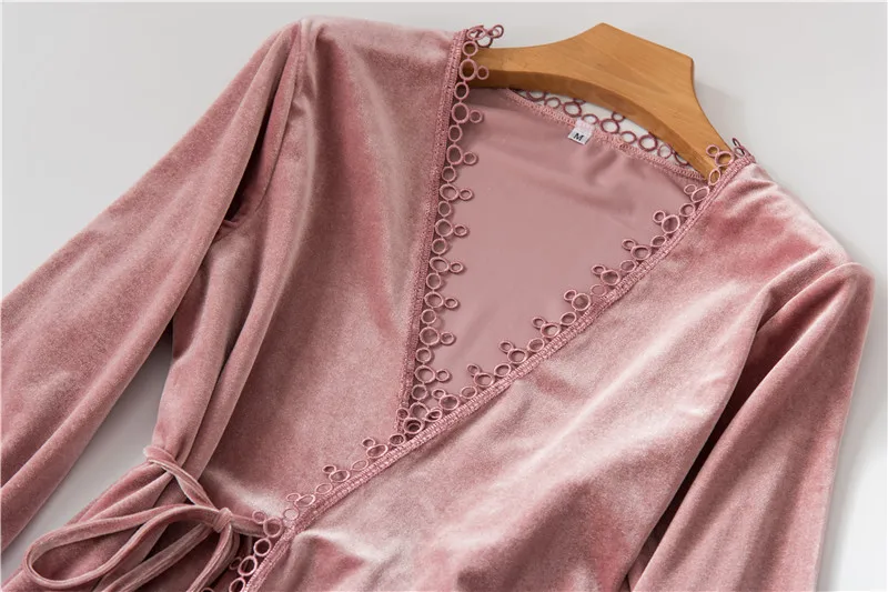 11962538895_1992033555