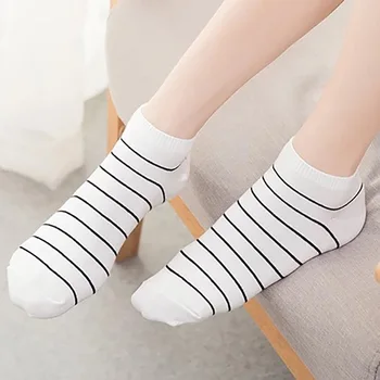 

5 Pair/Lot Women's Striped Print Socks New Spring Fashion Harajuku Girl Female Lady Cotton Short Socks Soft And Comfortable Sock