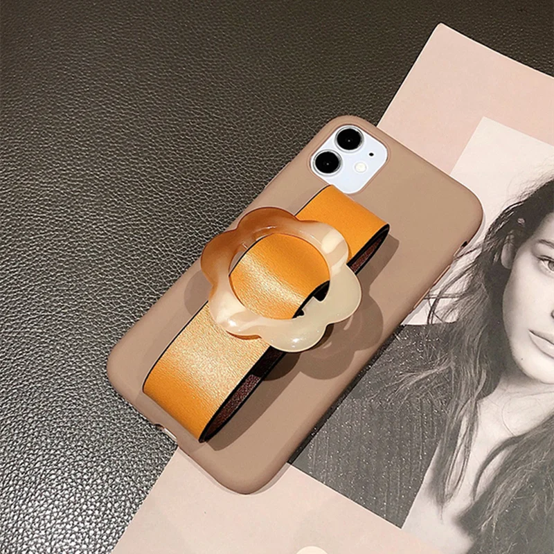 ins Amber flower buckle Wrist Strap Phone case For iphone 12 12Pro Max 11 11Pro X Xs max XR 7 8 Plus SE Soft silicone case