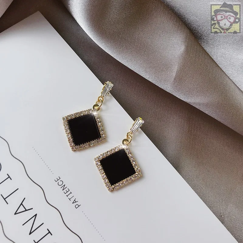 14725186954_896568517