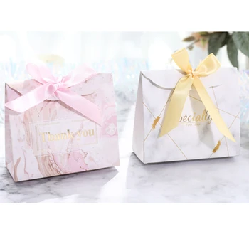 

100pcs/set Candy Box Wedding Favors and Gift Boxes Chocolate Box Triangular Pyramid Bomboniera Boxes Party Supplies Gift Bags