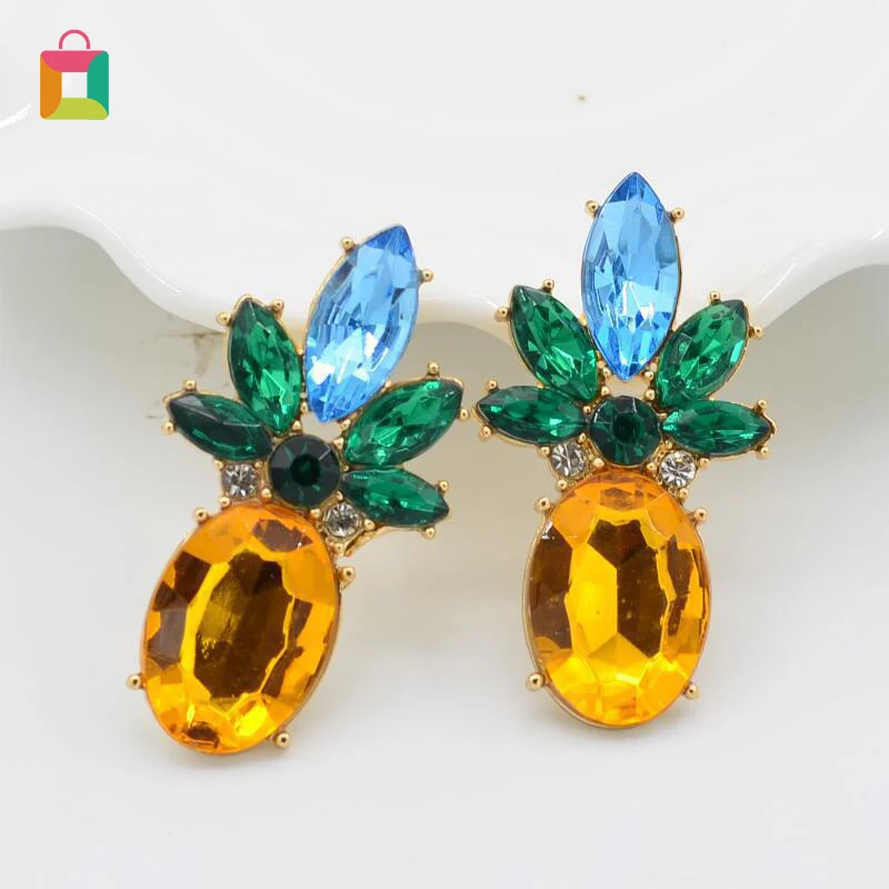 

Alloy dangle earrings rhinestone geometric pineapple pendant earrings yellow crystal pineapple personality ladies Glittery