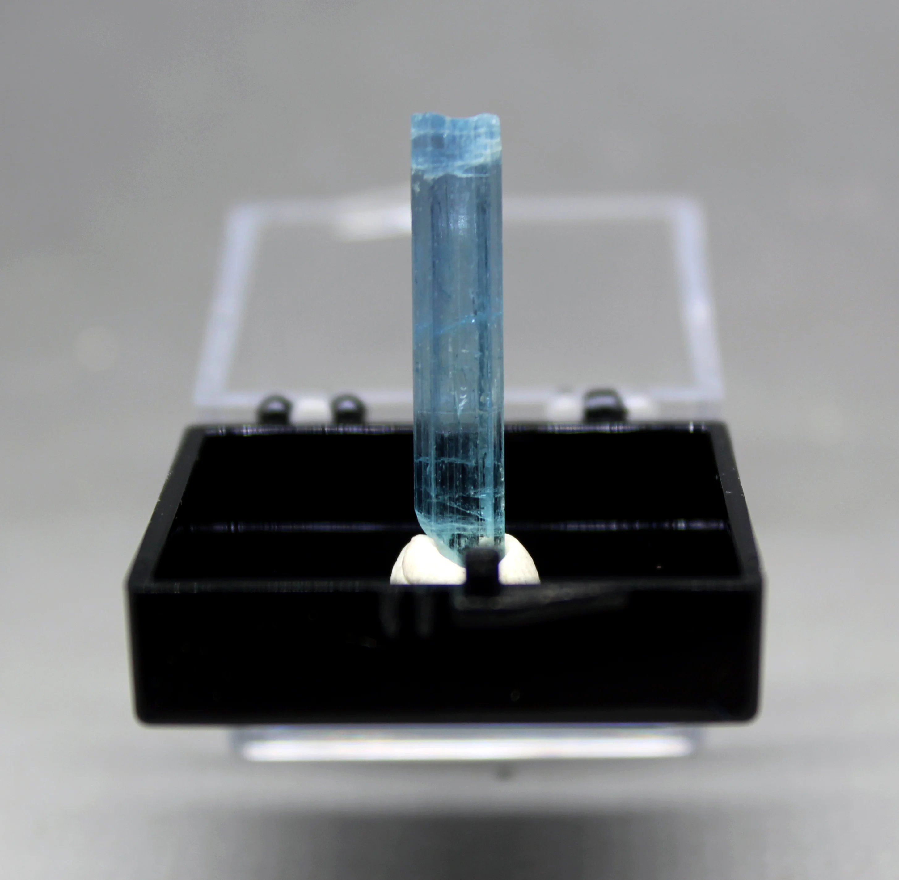 

100% Rare Natural Aquamarine Mineral specimen stones and crystals healing crystals quartz gemstones free shipping send box