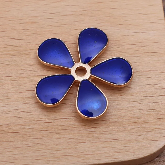 10pcs Metal Enamel Flower Beads Caps Blue Green Pink Filigree Flower Base Charms Pendants for Jewelry Making Components DIY Style D - Blue