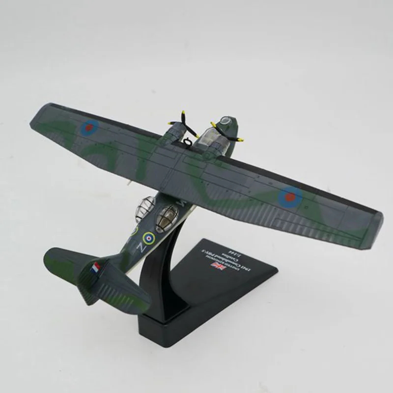 Model 1/144 Wwii Uk Raf Classic Consolidated Pby 5 Catalina Aircraft Fighter Military Model Canso Amphibious Plane Diecast Kids Toy 