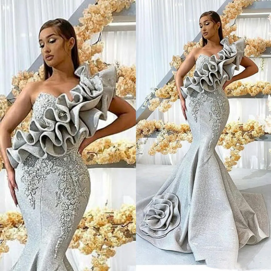 Unique Silver One Shoulder Prom Dresses Long Lace Appliqued Mermaid Evening Dress Beaded Ruffles Formal Party Gowns