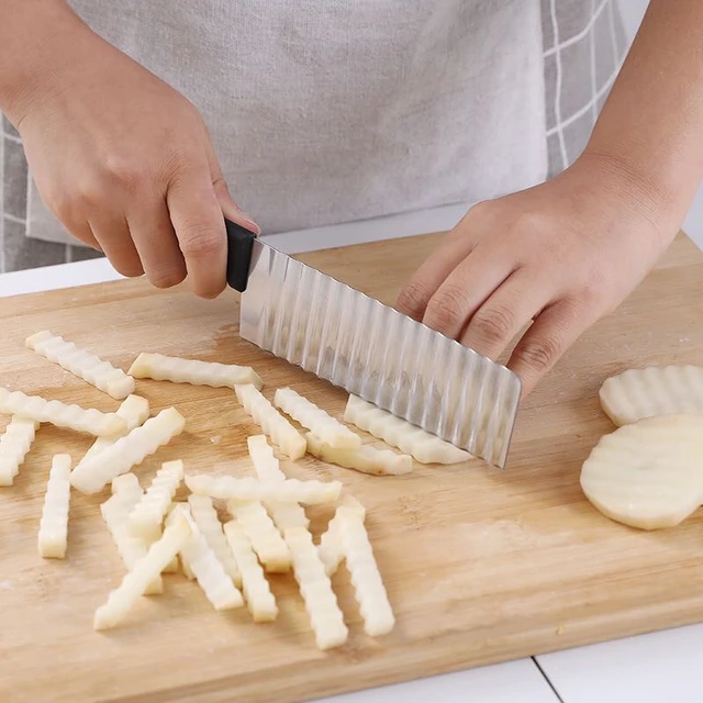 French Fries Cutter Potato Slicer Wavy Knife Wave Chopper Serrated Crinkle  Chipper Slicing Chips Making Tool Vegetable Fruit