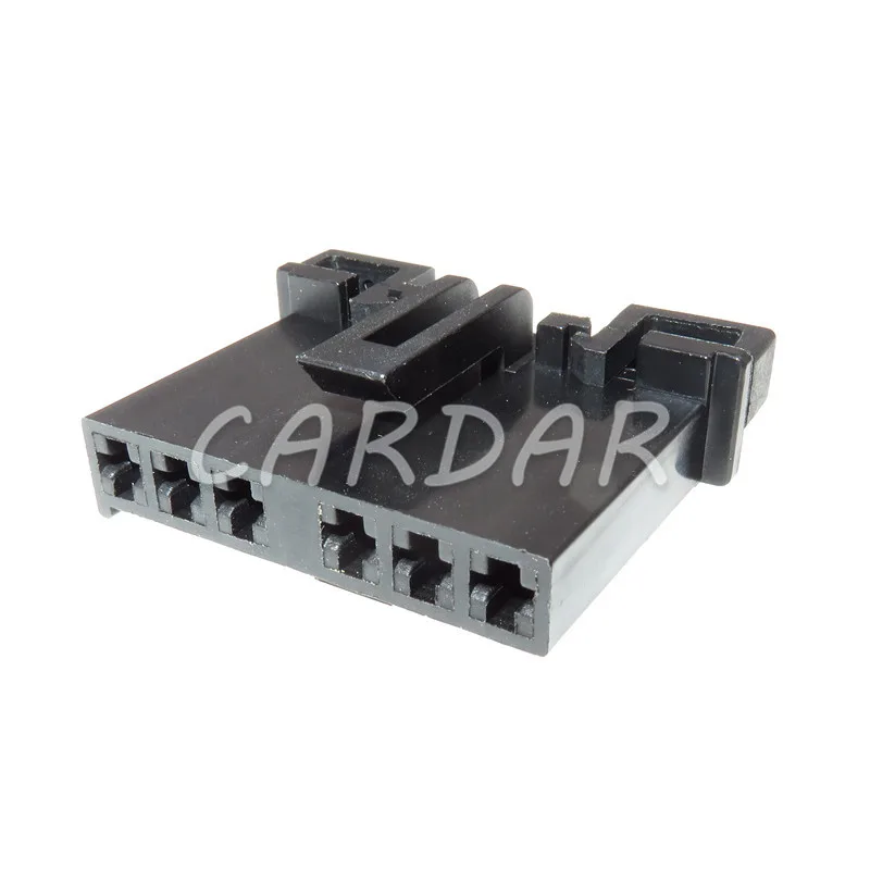 1 Set 6 Pin Automotive Rear Tail Light Socket Turn Signal Light