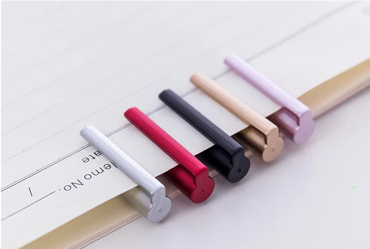 100pcs/Lot Gel Pen Wholesale Creative Metal Feel Neutral Pen 0.5mm Sarbon Black Student Office Writing Supplies GP779