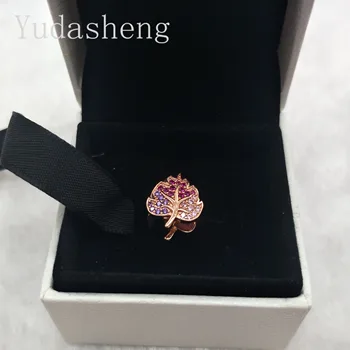

Sparkling Leaf Charm (with logo bead box) 2019 autumn