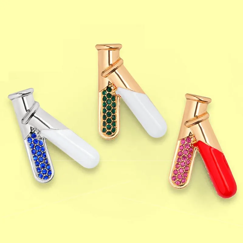 

3 Color Chemical Reagent Tube Brooches Science Chemistry Laboratory Enamel Lapel pins Denim Jeans shirt bag Cartoon Jewelry Gift