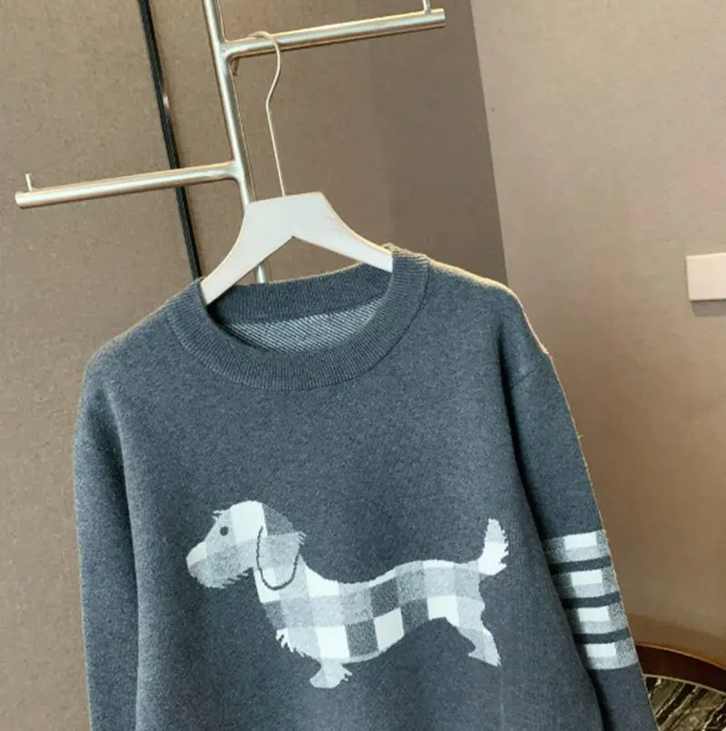 2020 Fall New Age Style Hit Color Puppy Pattern