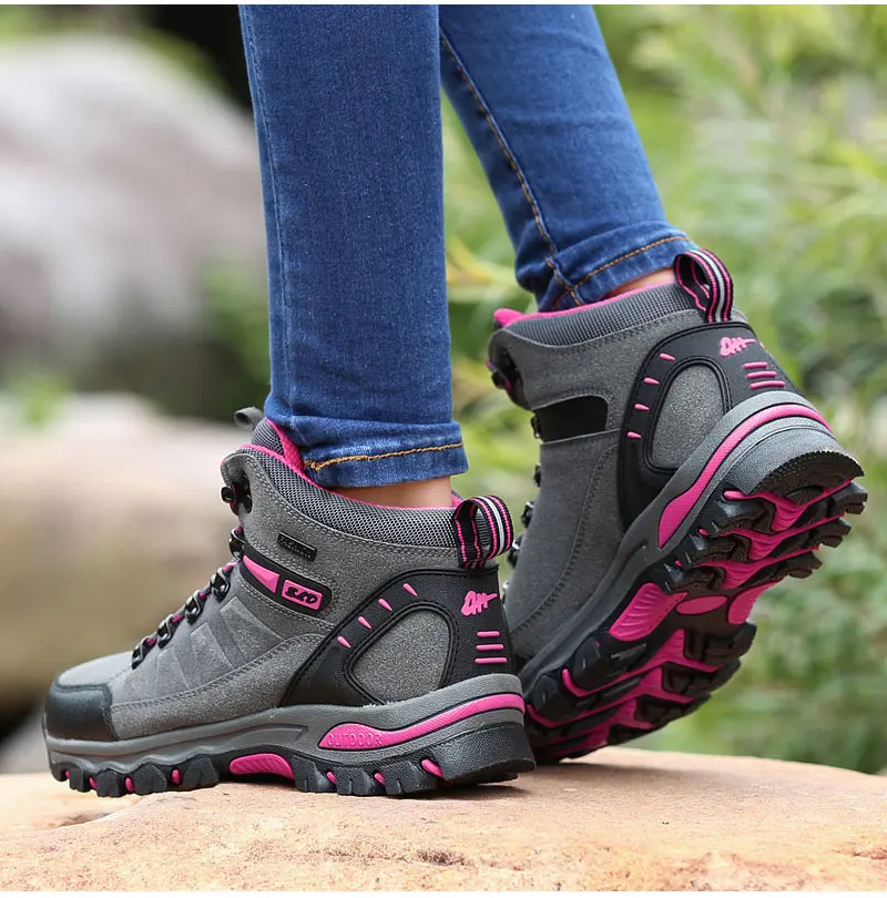 outdoor-hiking-boots-for-men-and-women (8)