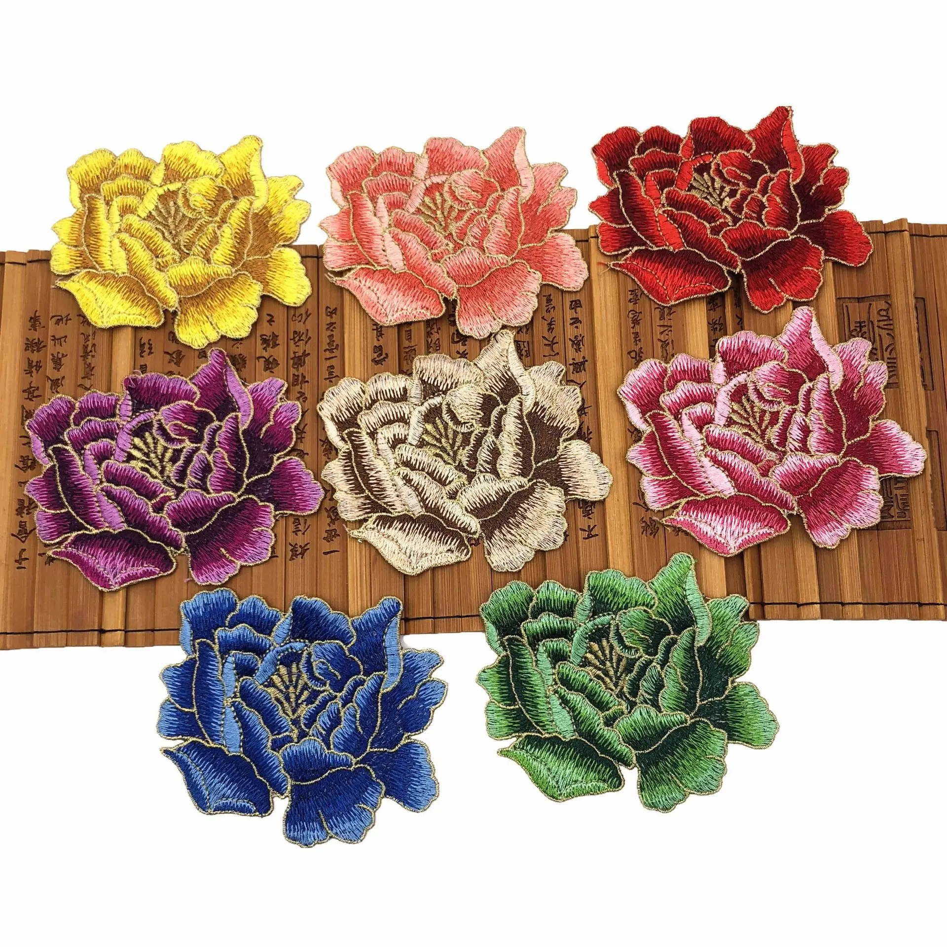 

FFLACELL DIY Flower Patches Clothing Embroidery Embroidered Roses Floral Collar Sew Patch Sticker Applique Badge