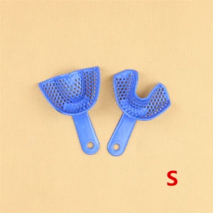 small 2 шт./компл. стоматологический оттискные ложки гигиена полости рта Пластик-Сталь стоматологический оттискные Ложки Держатель зубов стоматологические материалы Стоматологические Инструменты - Цвет: small