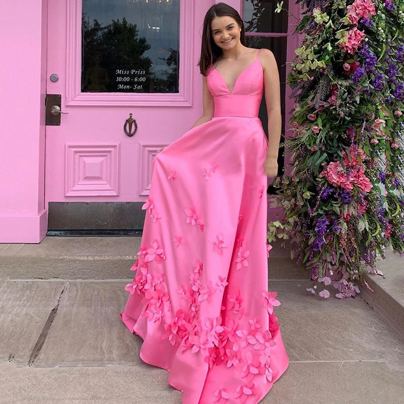 

Quinceanera Dresses 2020 Sexy Spaghetti Straps Satin A-line Backless Applique Sweet 16 Dress Vestidos De 15 Anos