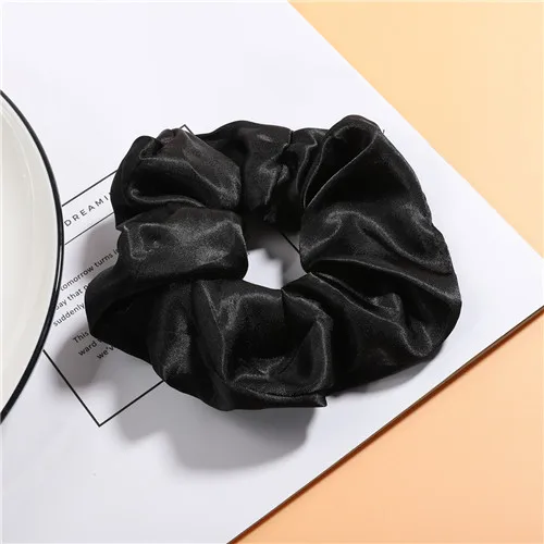 Black Новое поступление модные темпераментные цветные шелковые атласные повязки для волос для женщин и девушек Милая атласная повязка для волос головные уборы аксессуары для волос - Окраска металла: Black