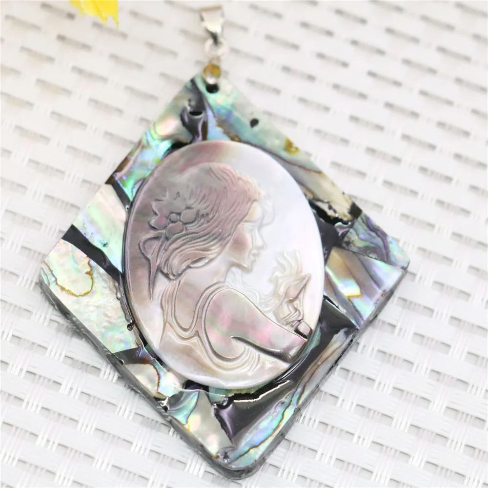 

55X65mm The Beautiful Girl Crystal Patchwork Natural Abalone Seashell Sea Shells Pearl Pendant Women Girls Jewelry Making Design