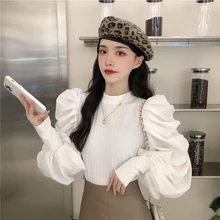 

Sweater female spring 2021 new fashion French style retro puff sleeve top design sense long-sleeved all-match Western-style swea