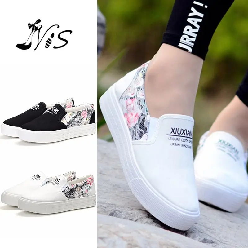 women's canvas boat shoes