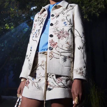 

Qian Han Zi Casual fashion two piece set Women Long Sleeve Print Embroidered Jacket/coat+High Quality Short Pants Suit sets