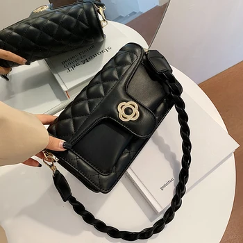 

Niche Fashion Design Ladies Bags 2020 New Popular Portable Messenger Bag Shoulder Underarm Bag Luxury Quality Small Square Bag