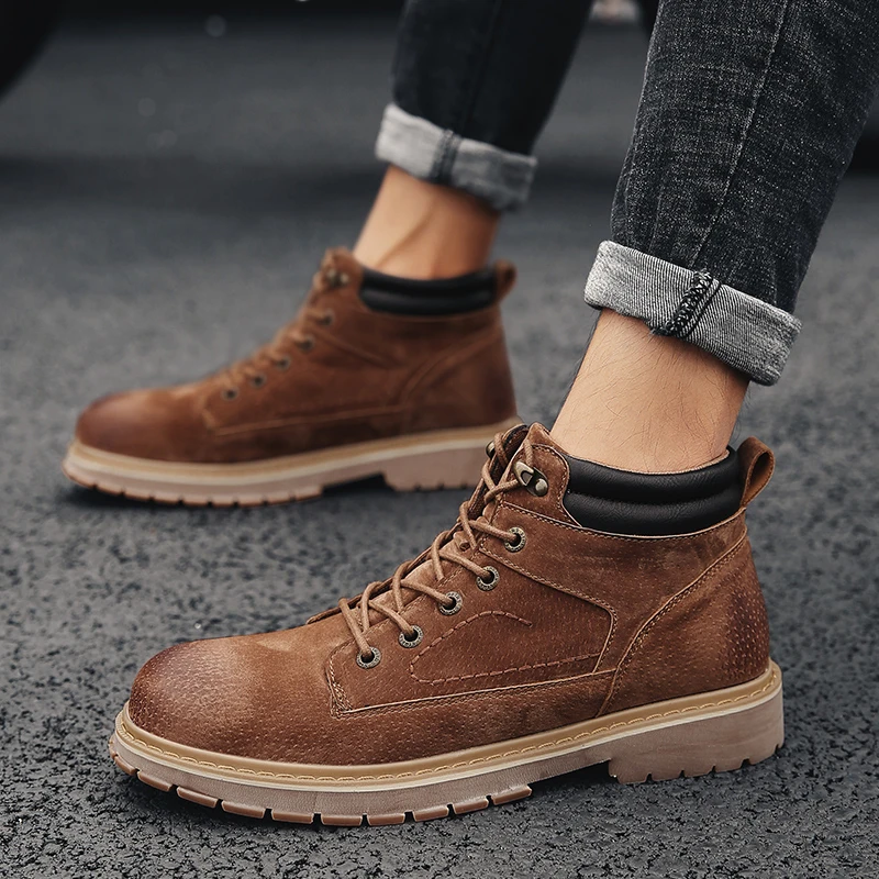 

Plus velvet retro outdoor casual tooling shoes boots men's autumn and winter models low to help non-slip Martin cotton shoes