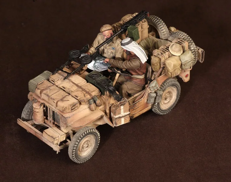 Figurine modèle GK en résine 1/35, thème militaire (deux personnes sans voiture), kit non assemblé et non peint ► Photo 2/6