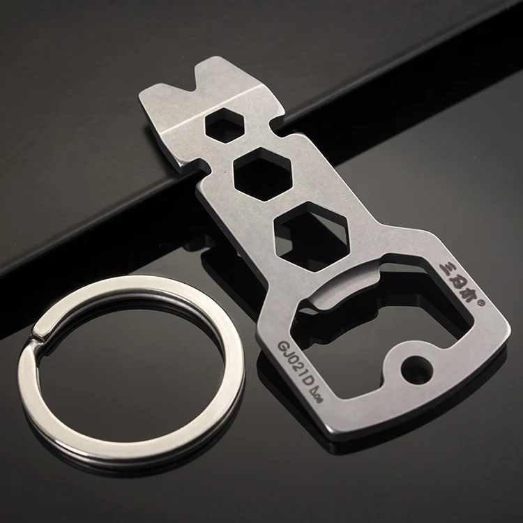 

Sanrenmu Multi Tool EDC Tool Keychain with Nail Puller Spoke Spaner Bottle Opener GJ021D