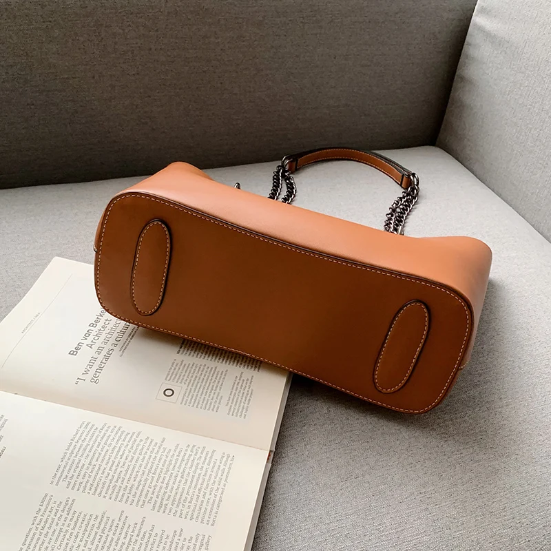 Luxury Designer PU Leather Shoulder Bags For Women Chain Large Capacity Handbags Travel Hand Bag Female Big Tote Bags Bolso