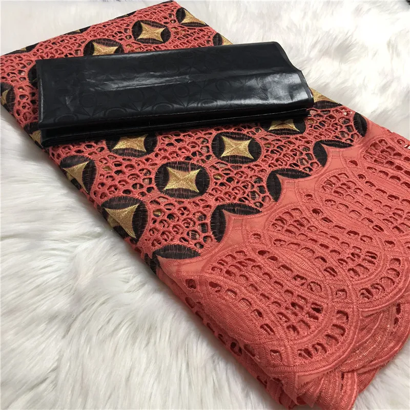 

Peach dry lace swiss cotton fabric with black bazin riche lace fabric matching high quality swiss 2.5yards+2.5yards