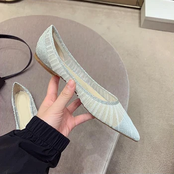

2020 New Sexy Lace Women Flats Pointed Toe Woman Shoes Slip On Hallow Out Zapatos Mujer Brand Wedding Party Dress Shoes Chic