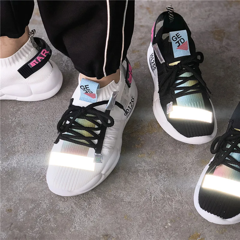 

INS Network hong zhi Smoked Shoes Men's Super Fire Summer Breathable Athletic Shoes Reflective Mixed Colors Socks Shoes Couples