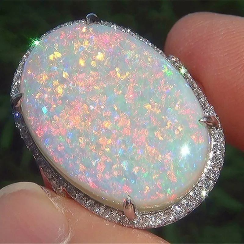 Personality Fashion Large Oval Egg Shaped Opal Ladies Ring For Women Exaggerated Crystal Wedding Ring Jewelry