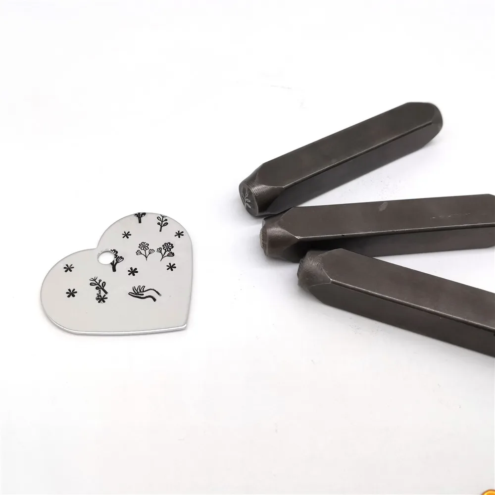 Metal Punch Yoption 6-Piece Heart Metal Stamp Set 3mm Steel - Main Image