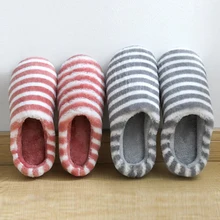 Зимние домашние тапочки унисекс; коллекция года; Мужская и женская теплая короткая плюшевая обувь; мужские и женские домашние тапочки с мехом